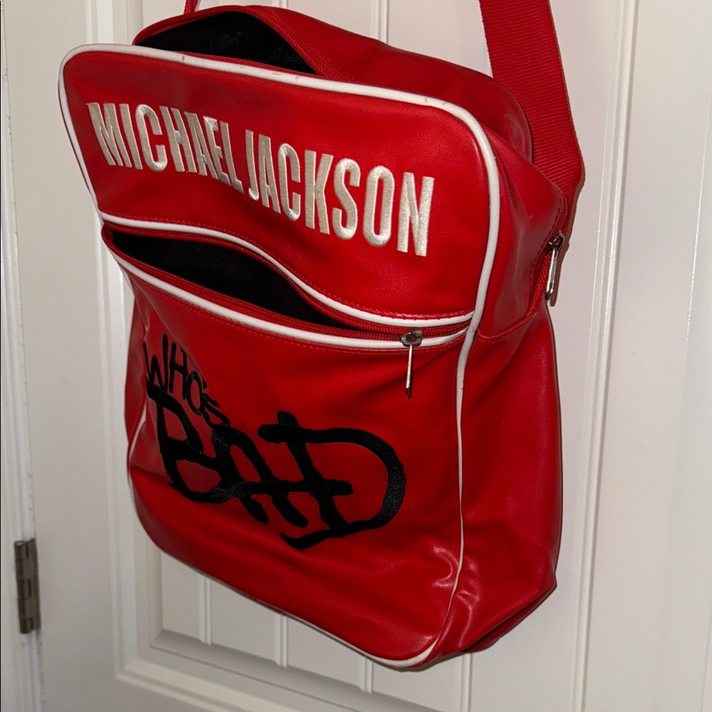 Michael Jackson Memorabilia Who's Bad Bag Red Vinyl Official Product BRAVADO - Picture 7 of 13